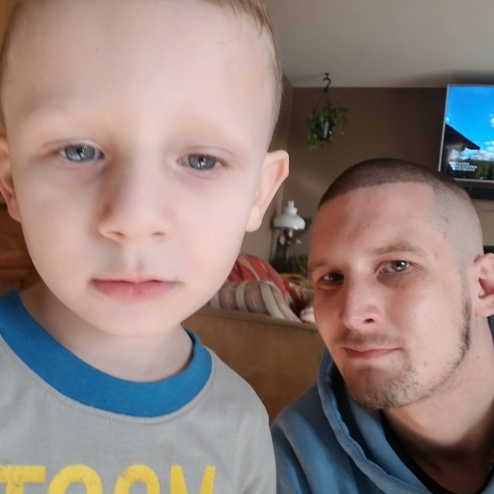 Meet your Posher, Christopher